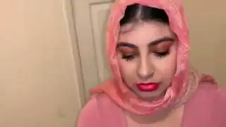 الجمال العربي يفعل اللسان