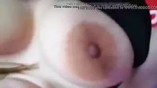 نيك فى كسها ولحس بزازها الملبن