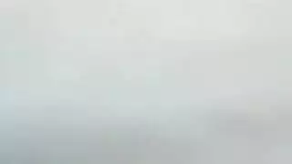 زوجة محجبة ترضع الزب في السيارة