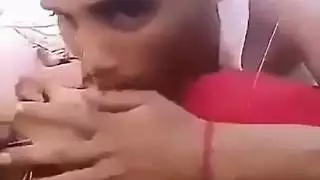 نيك قحبة في الهواء الطلق