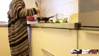 الطبخ العاري مع الحلقة