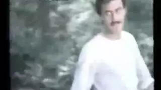 الممثلة التركية مشهد السيارة في الهواء الطلق