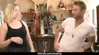 تحميل سكس ولد ينيك اخته وهي نعام