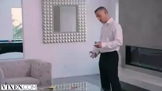 فيكسن رايلي ريد وتيانا ترامب تعيشان في حالة سيئة