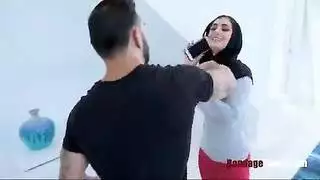 افلام سكس محجبات بنت محجبة تتناك من زوجها بعنف وقوة