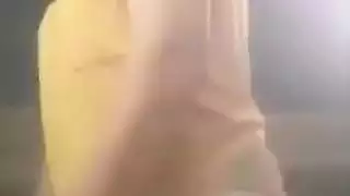 أحضرني حبيبي إلى الذوق ومارس الجنس معي
