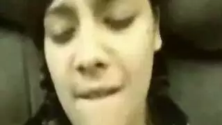 زوج ينيك زوجته ويصوره في مقطع سكس ساخن يسيل ماء الزب