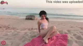 تلعب سيزي مع بوسها تحت الماء في شرم الشيخ