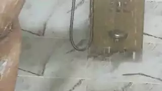 نيك شرموطة في حمام نيك جديد سكس بنات عربيات جنس ساخن مصرية ملبن تتناك من طيزها