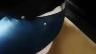 محجبة تعشق وتتفنن في ركلمتان خفيفتان على اللسانمن