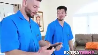 العربية مايا بيجو الحلق والوجه الثلاثي