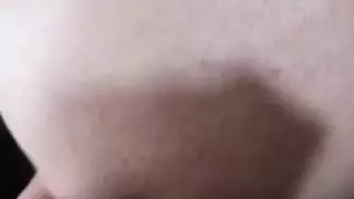 الجنس العربي مسلم الحجاب يدخل القضيب في مؤخرتها: