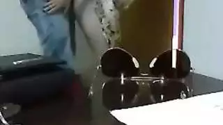 سيد زانق مراته اللبوه ومقلعها وحاشر زبره الكبير فى كسها