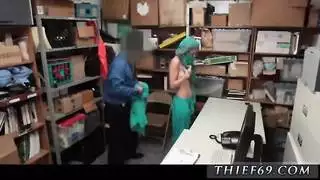 مراهقة ساخنة أول مرة ونادي حفلة جنسية مراهقة عربية ترتدي الحجاب
