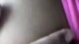 عرض المزيد من مقاطع الفيديو على