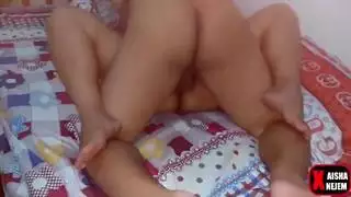 زوجة العربية سخيف مع الجار بينما بعل في العمل