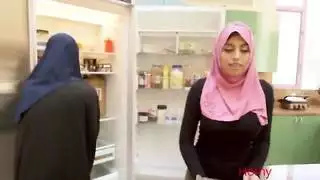 ابنة الأب في ركوب الخيل