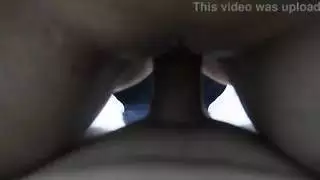 الجنس العربي مسلم الحجاب يدخل القضيب في كسها:
