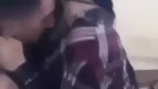 برهوشة ونيكة مع زميل القسم في داخل المدرسة
