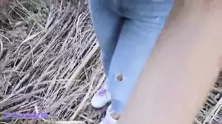 كايلا سوزين خارج اللسان