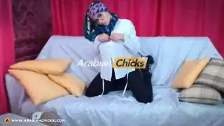 في الكعب الإصبع التبشيري | كاميرا ويب الحجاب المسلم |