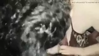مومس اوى بجسم يهبل الواد ماسكها رزع وهيا تقول كمان ريح كسى