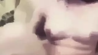 مبادلة زوجة مغربية في المنزل وزوج يصور الجنس المغربي