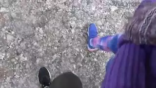 زوجة الأب التركية ليست خائفة من التبول من كسها المشعر أمام ابن زوجها