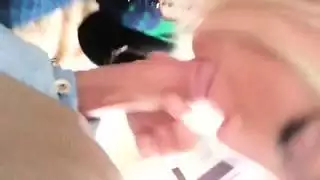الساخنة الشقراء في سن المراهقة العميق الديك الكبير في بوف